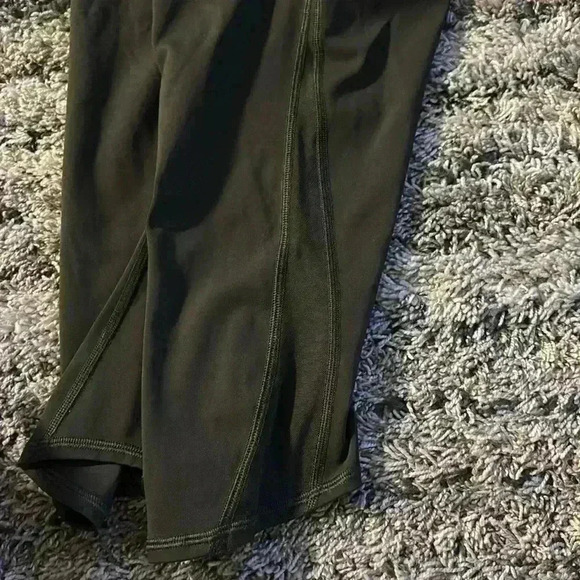 Lululemon Train Times Crop 17" - Picture 4 of 4